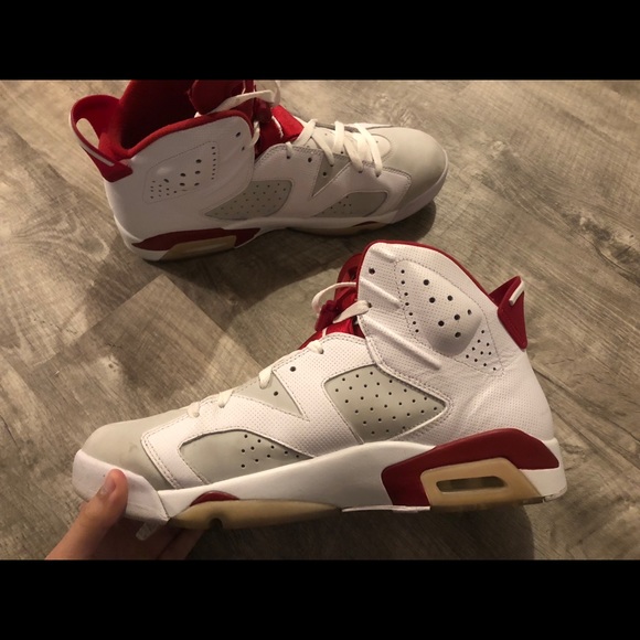 Air Jordan 6 Retro- size 12 red/white main image 5